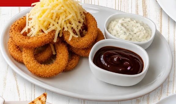 Café classics on white plates